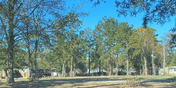 1.52 Acres of Commercial Land for Sale in Ponchatoula, Louisiana
