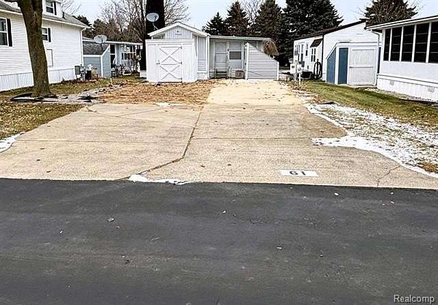 1 Acre of Residential Land for Sale in Lexington, Michigan