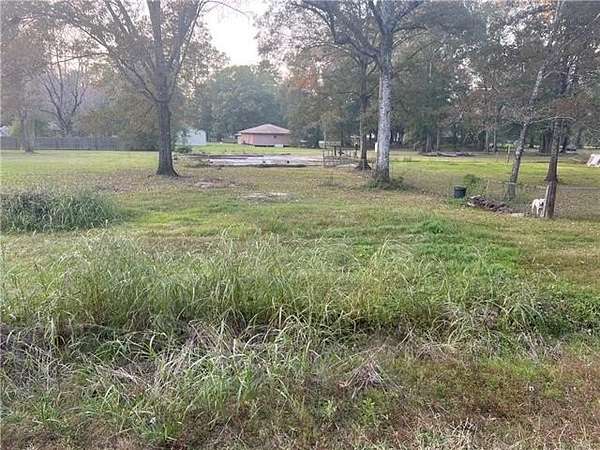 1 Acre of Residential Land for Sale in Denham Springs, Louisiana