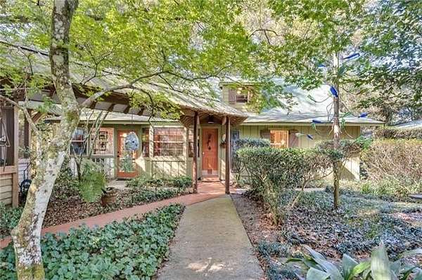 2.32 Acres of Residential Land with Home for Sale in Covington, Louisiana