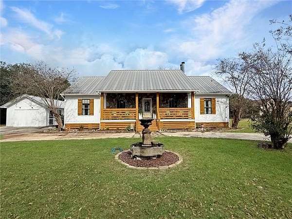 17.5 Acres of Land with Home for Sale in Covington, Louisiana