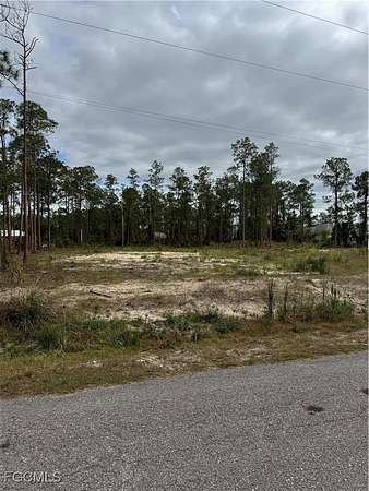 0.5 Acres of Residential Land for Sale in Lehigh Acres, Florida