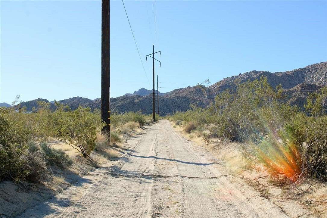 1.25 Acres of Residential Land for Sale in Twentynine Palms, California