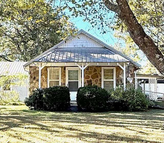 1.5 Acres of Land with Home for Sale in Pocahontas, Arkansas