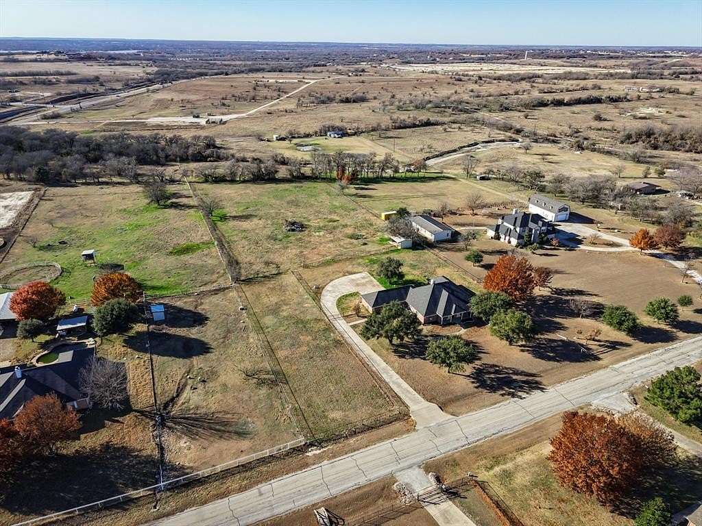 5.5 Acres of Land with Home for Sale in Newark, Texas