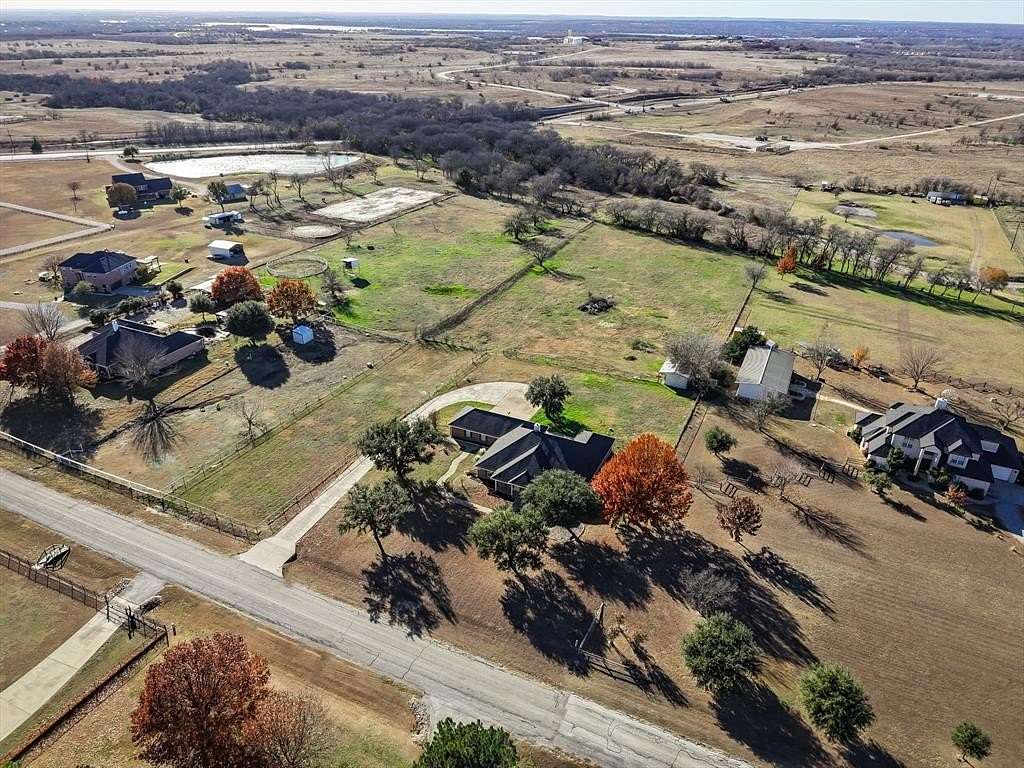 5.5 Acres of Land with Home for Sale in Newark, Texas