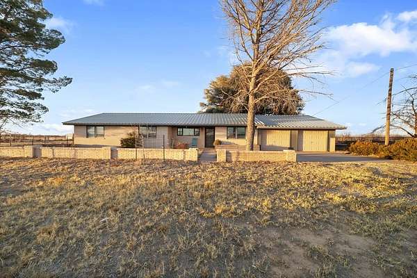 16 Acres of Land with Home for Sale in Big Spring, Texas