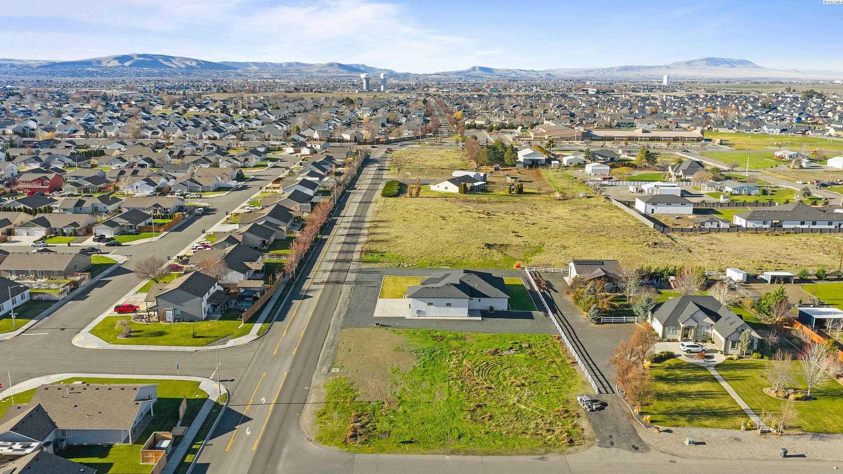 0.44 Acres of Residential Land for Sale in Pasco, Washington