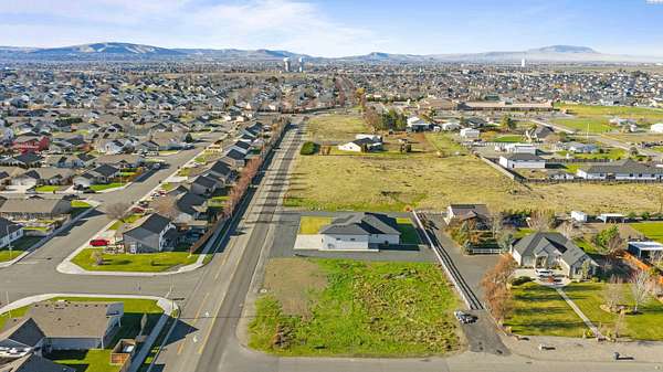 0.44 Acres of Residential Land for Sale in Pasco, Washington