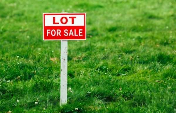 0.19 Acres of Residential Land for Sale in Independence, Iowa