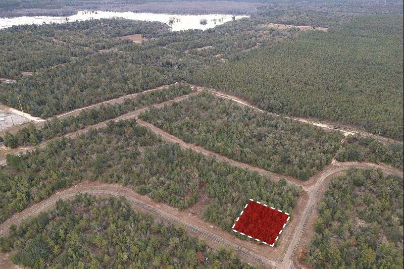 0.32 Acres of Residential Land for Sale in Chipley, Florida