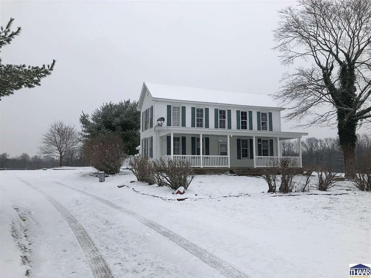 3 Acres of Residential Land with Home for Sale in Terre Haute, Indiana