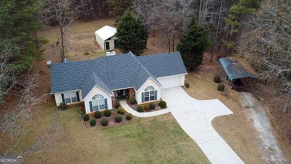 1.8 Acres of Residential Land with Home for Sale in Statham, Georgia