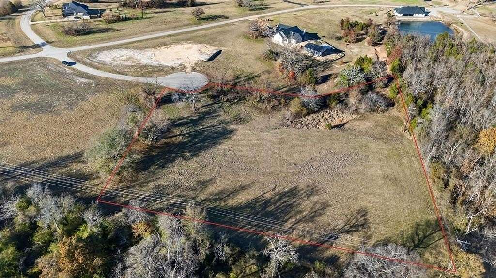 2.84 Acres of Residential Land for Sale in Athens, Texas