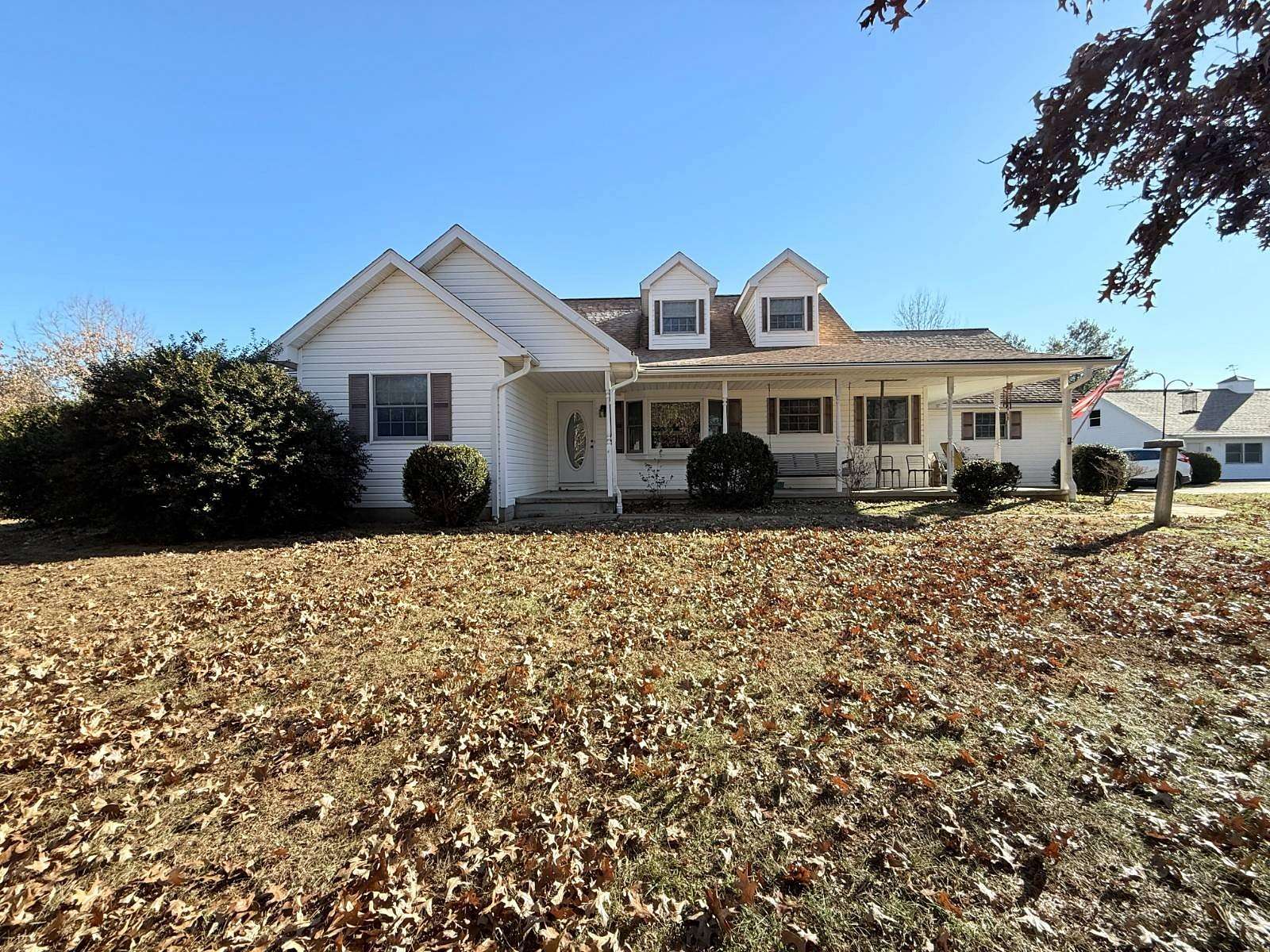 20 Acres of Land with Home for Sale in Simpson, Illinois