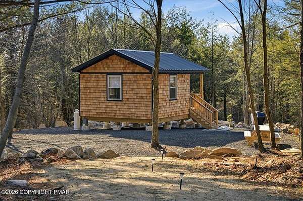 16.7 Acres of Recreational & Residential Land for Sale in Kunkletown, Pennsylvania