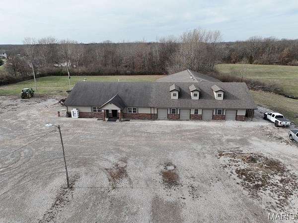 6.1 Acres of Improved Mixed-Use Land for Sale in Dow, Illinois