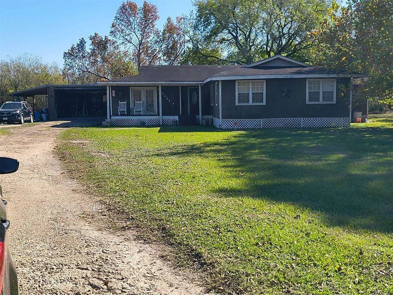 1.68 Acres of Land with Home for Sale in Richmond, Texas
