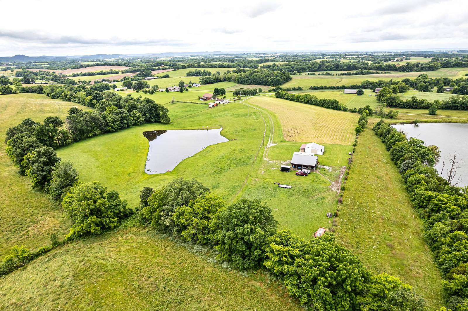 16.7 Acres of Land for Sale in Lebanon, Kentucky