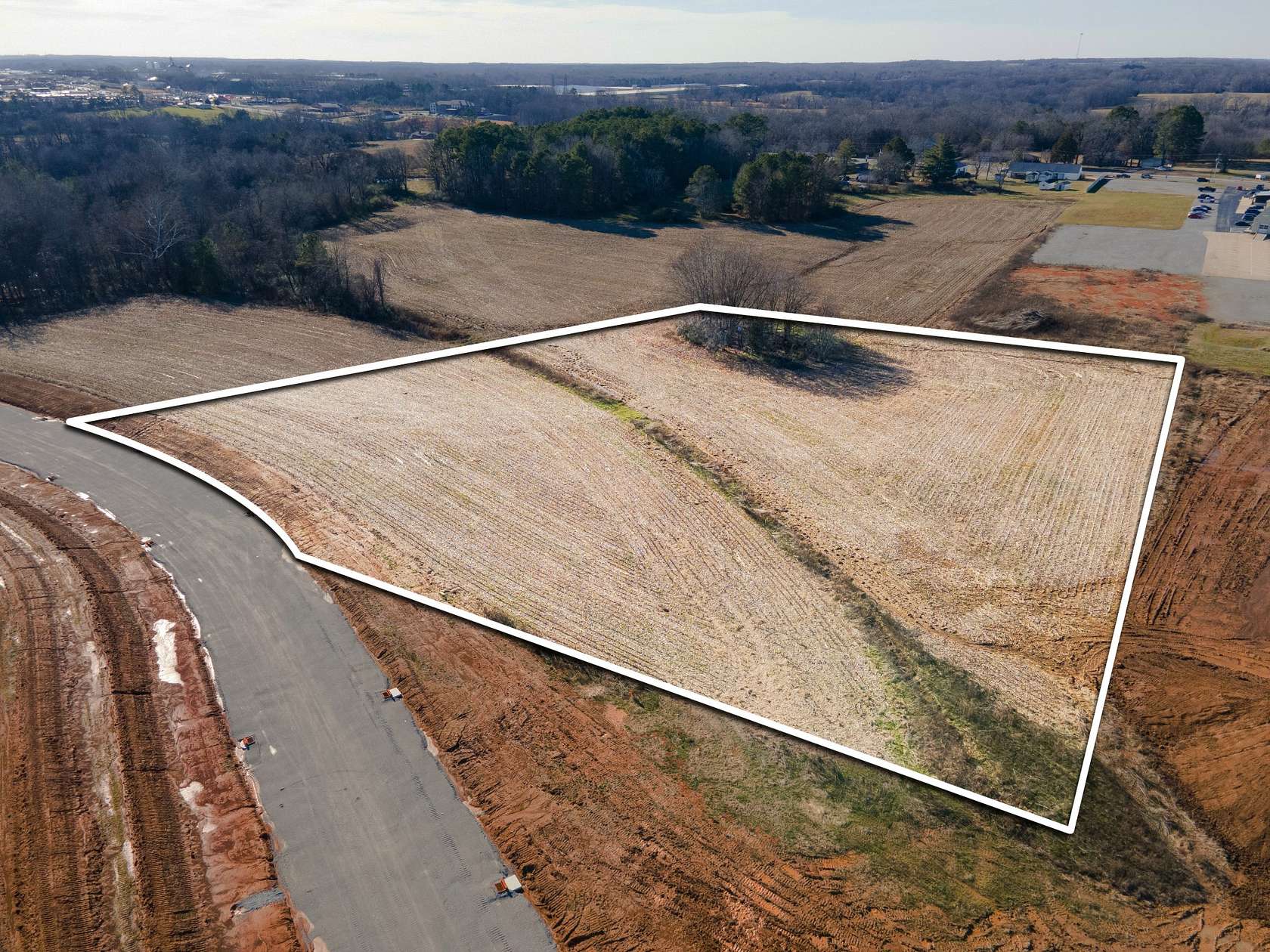 4.89 Acres of Mixed-Use Land for Sale in Lawrenceburg, Tennessee