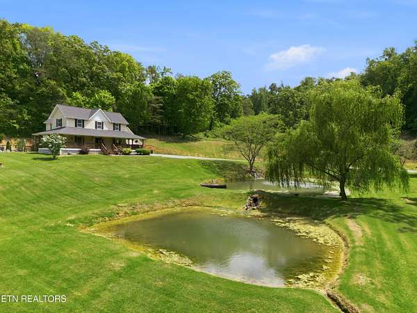 8 Acres of Land with Home for Sale in Seymour, Tennessee