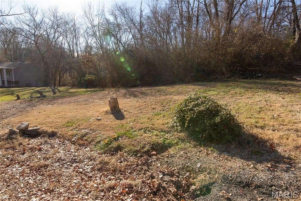 0.5 Acres of Residential Land for Sale in Belleville, Illinois