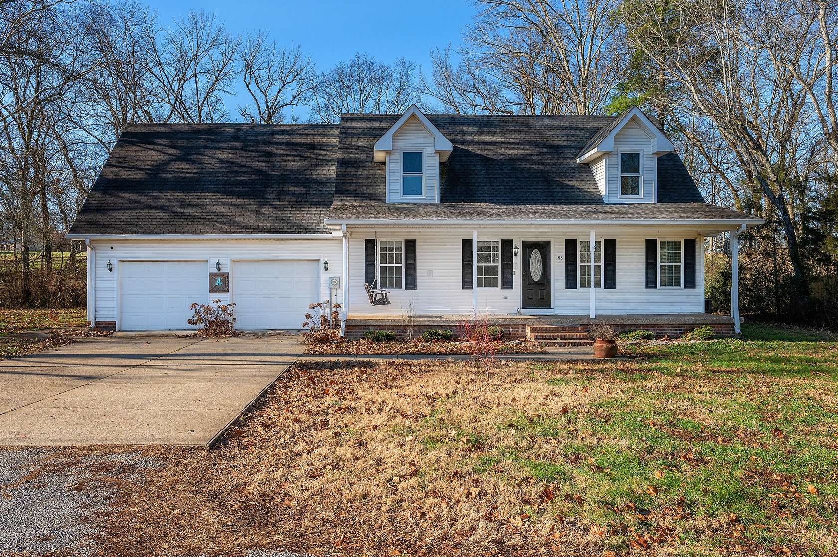 3.5 Acres of Residential Land with Home for Sale in Gallatin, Tennessee