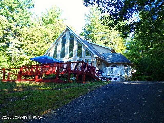 1.6 Acres of Residential Land with Home for Sale in Effort, Pennsylvania