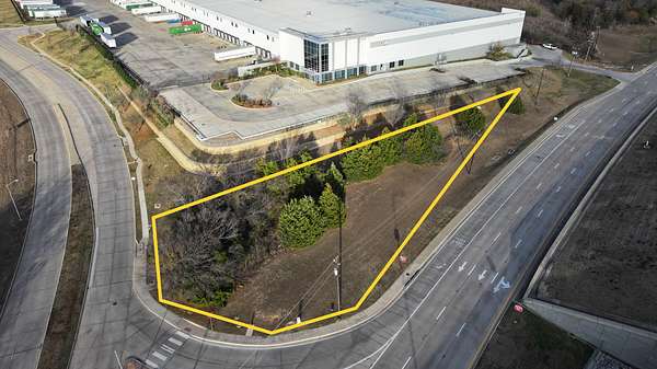 0.84 Acres of Commercial Land for Sale in Grand Prairie, Texas