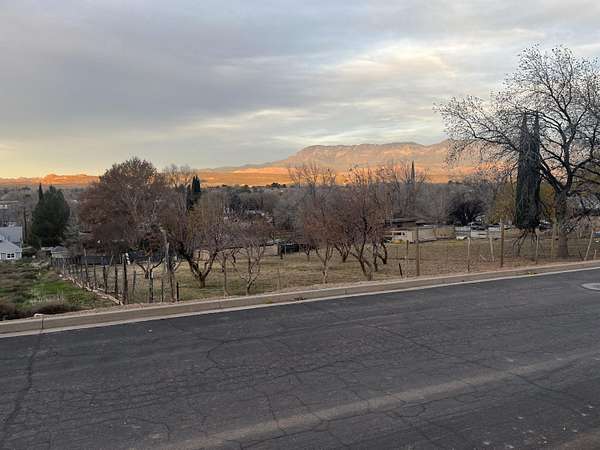 0.38 Acres of Residential Land for Sale in La Verkin, Utah
