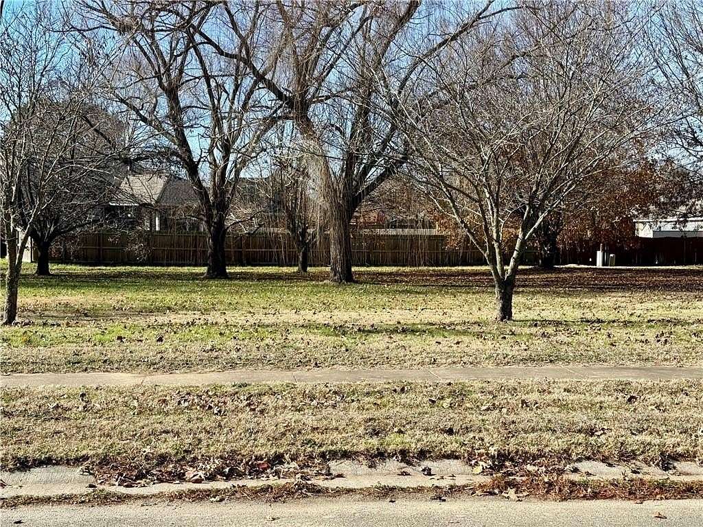 0.28 Acres of Residential Land for Sale in Prairie Grove, Arkansas