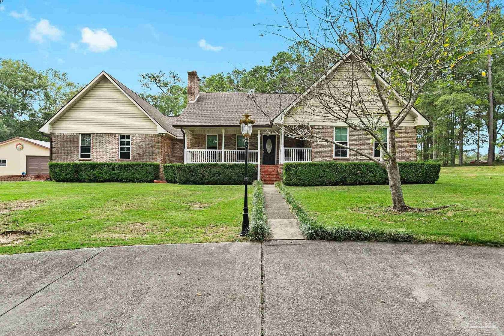 4 Acres of Land with Home for Sale in Monroeville, Alabama