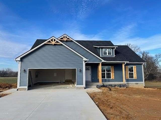 1.53 Acres of Residential Land with Home for Sale in Smiths Grove, Kentucky