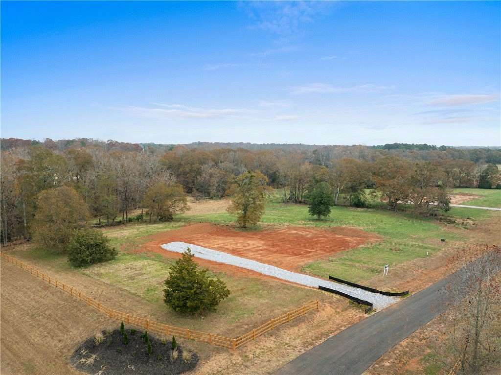 6 Acres of Residential Land with Home for Sale in Pelzer, South Carolina