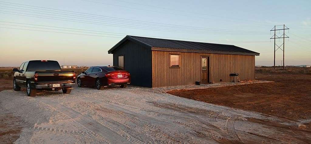 1.5 Acres of Residential Land with Home for Sale in Seminole, Texas