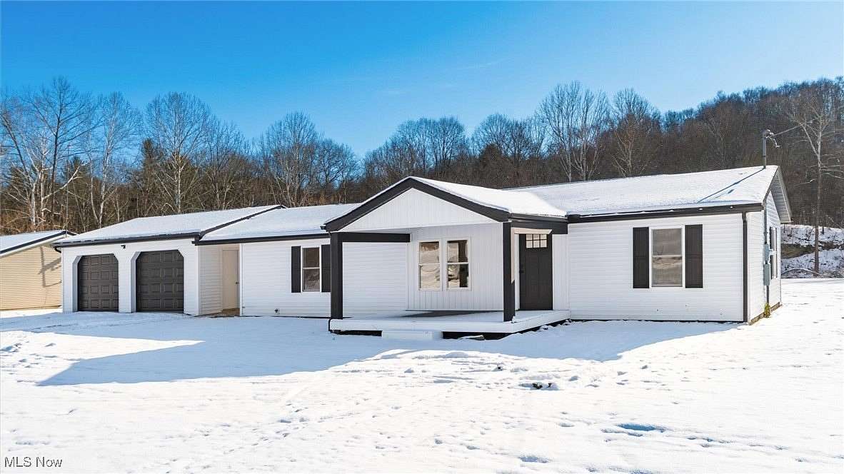 1.52 Acres of Residential Land with Home for Sale in Chandlersville, Ohio