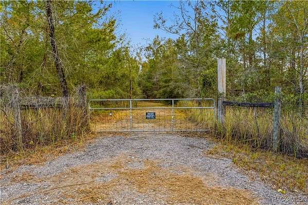 5 Acres of Land for Sale in Brooksville, Florida