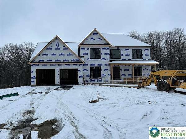 4.26 Acres of Residential Land with Home for Sale in Lehigh Township, Pennsylvania