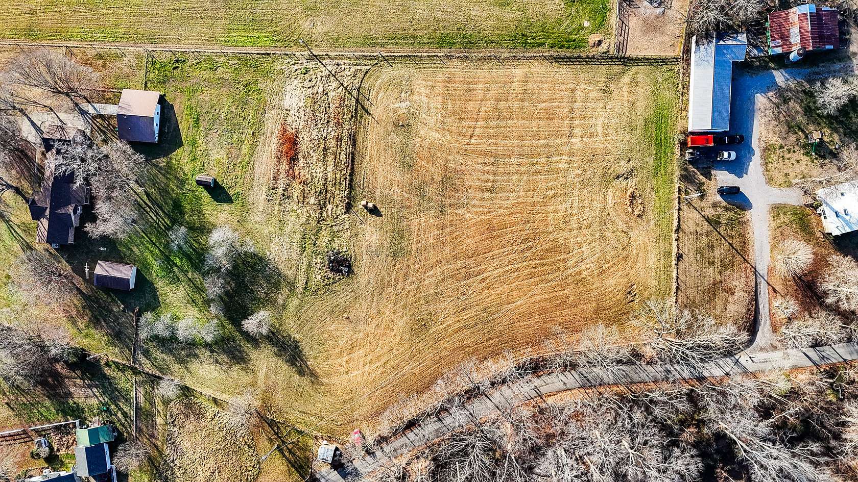 2.36 Acres of Residential Land for Sale in Tullahoma, Tennessee