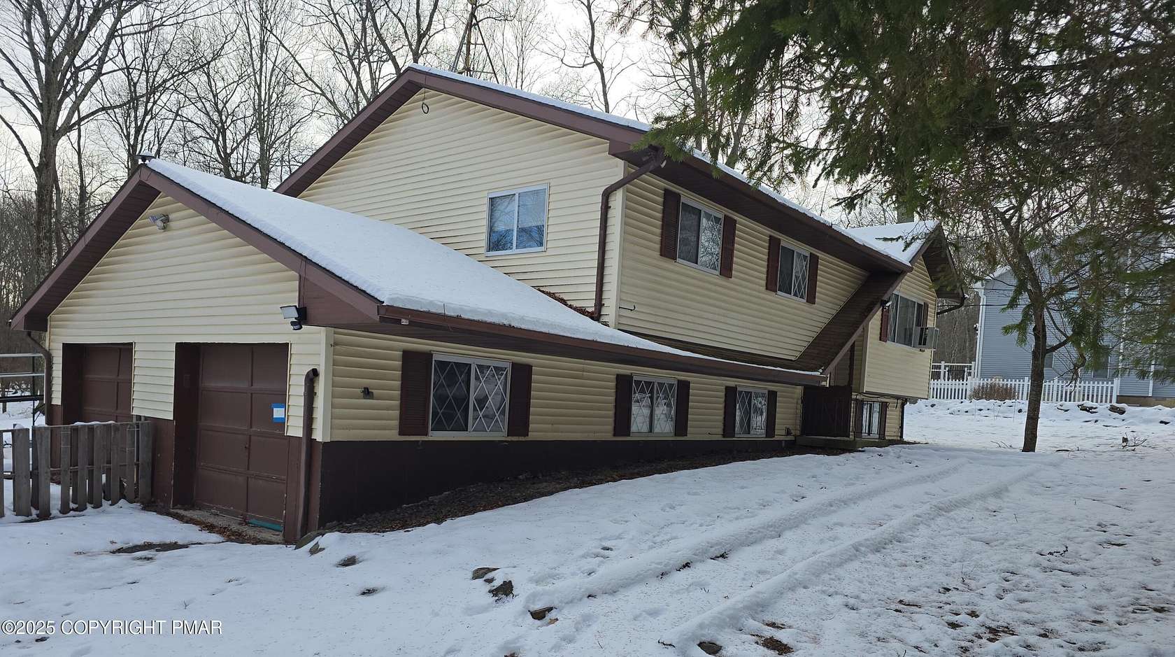 1.57 Acres of Residential Land with Home for Sale in Canadensis, Pennsylvania