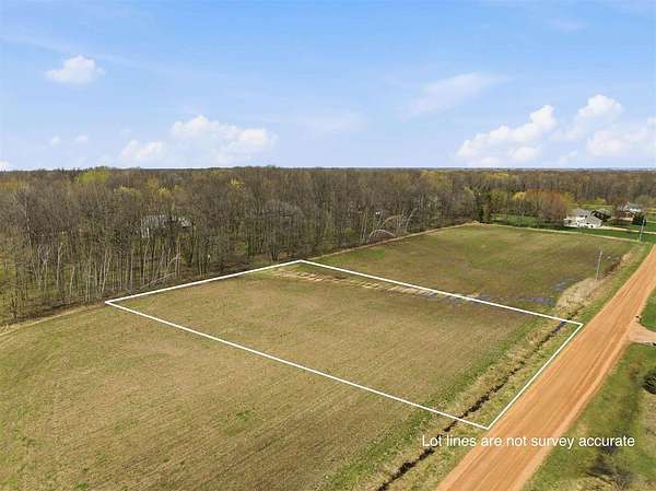 1.33 Acres of Residential Land for Sale in Marshfield, Wisconsin
