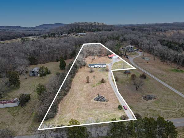 5 Acres of Residential Land for Sale in Rockvale, Tennessee