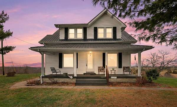 35 Acres of Land with Home for Sale in Germantown, Kentucky