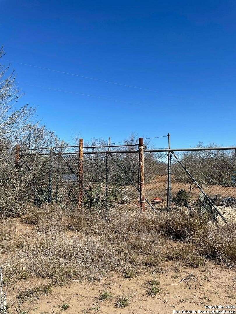 14.8 Acres of Land for Sale in Jourdanton, Texas