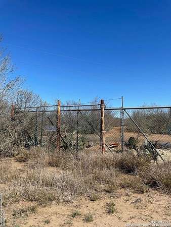 14.8 Acres of Land for Sale in Jourdanton, Texas