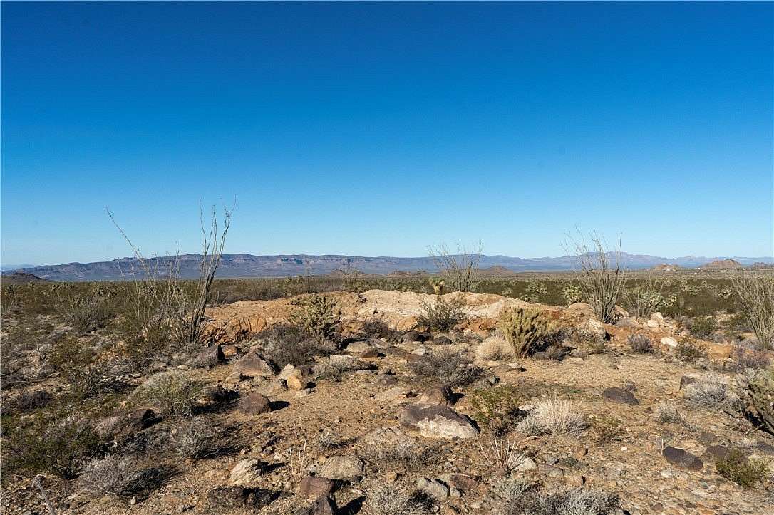 1 Acre of Residential Land for Sale in Yucca, Arizona
