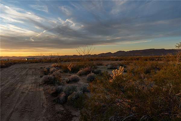 2.1 Acres of Land for Sale in Yucca, Arizona