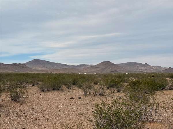 41.8 Acres of Land for Sale in Golden Valley, Arizona