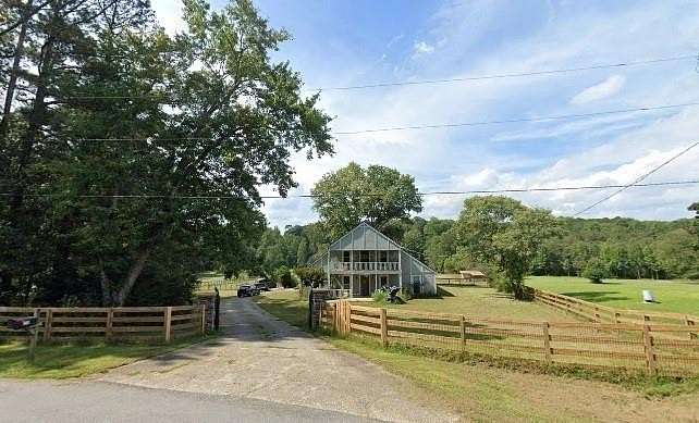 6 Acres of Land with Home for Sale in Dacula, Georgia