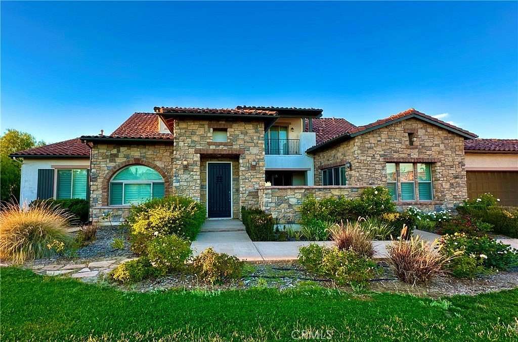 2 Acres of Land with Home for Sale in Temecula, California